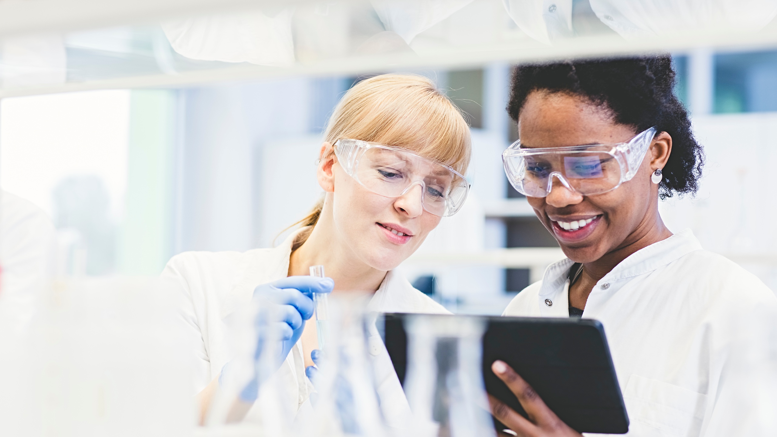 life-sciences WxH CUTOUT life-sciences WxH CUTOUT